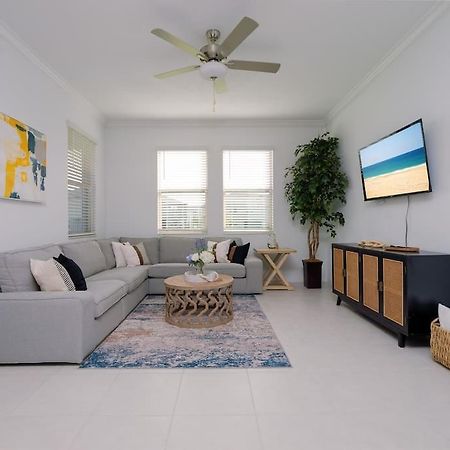 Modern Oasis! 3Br Townhouse In A Lagoon Community Wesley Chapel Kültér fotó