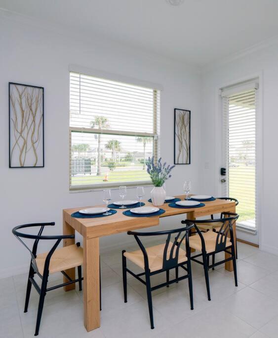 Modern Oasis! 3Br Townhouse In A Lagoon Community Wesley Chapel Kültér fotó