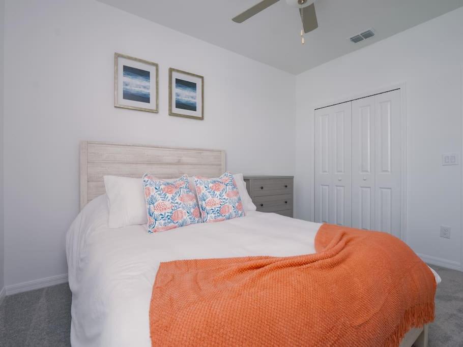 Modern Oasis! 3Br Townhouse In A Lagoon Community Wesley Chapel Kültér fotó